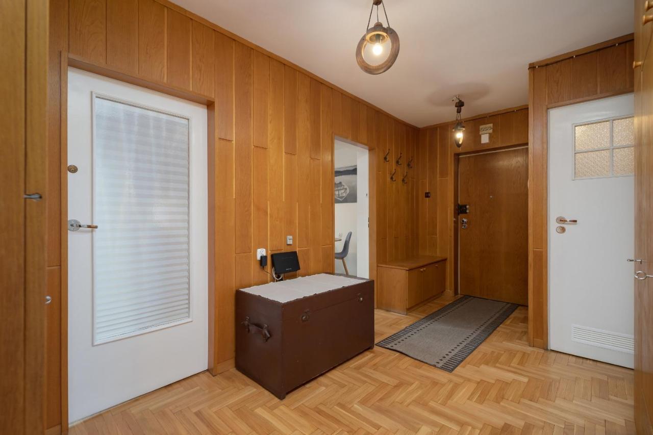 Jozefinska Apartment With Balcony Cracow By Noclegi Renters Краков Экстерьер фото
